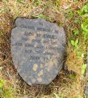 Memorial stone in Newtown Road Cemetery,Newbury ©FNRC